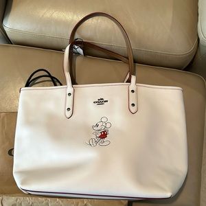 New with tags Coach X Disney Mickey tote beautiful